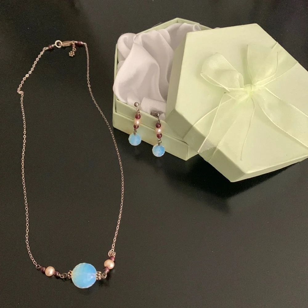 Coldwater Creek Necklace & Earrings Set - Picture 1 of 3